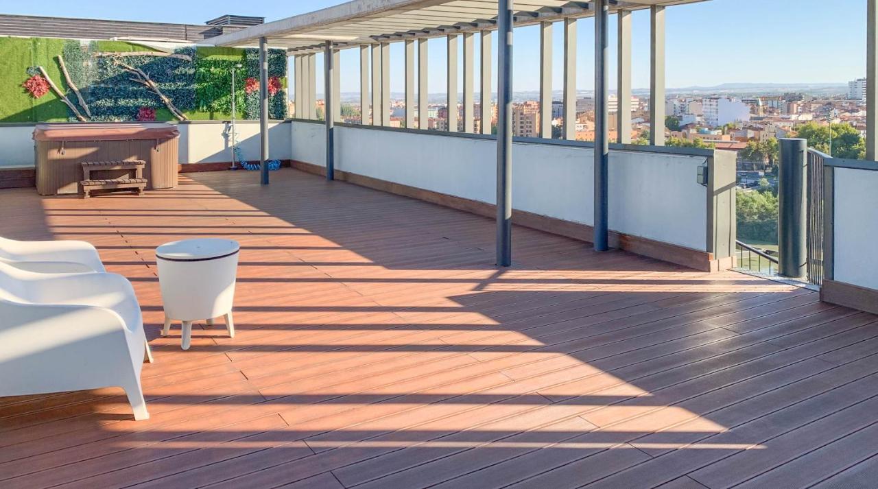 Atico Mejores Vistas Al Pilar Jacuzzi Y Garaje Zaragoza Eksteriør bilde